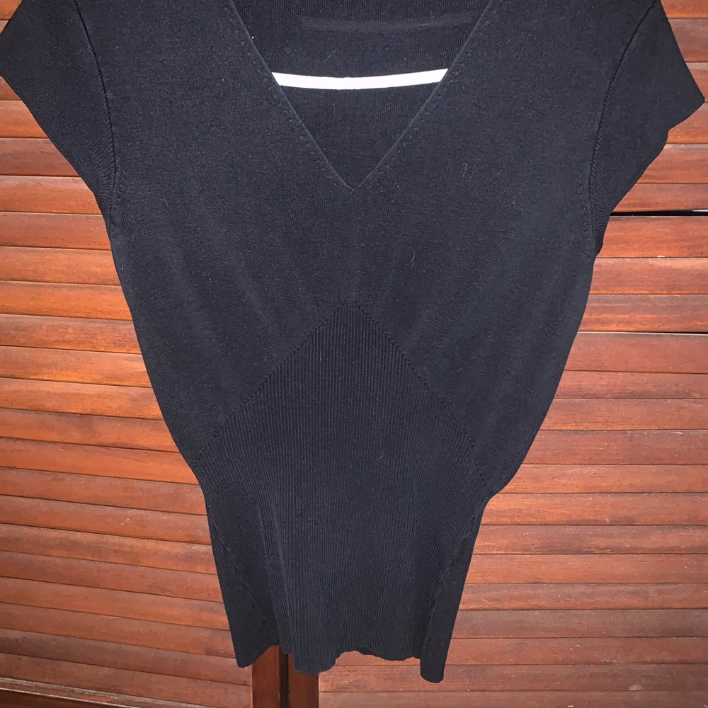 Black fitting shirt